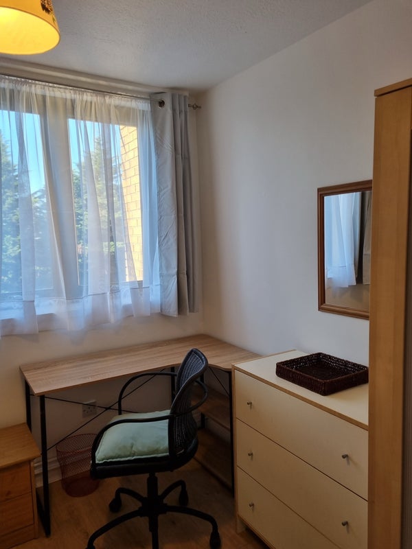 Room Tavistock Crescent in City of Westminster