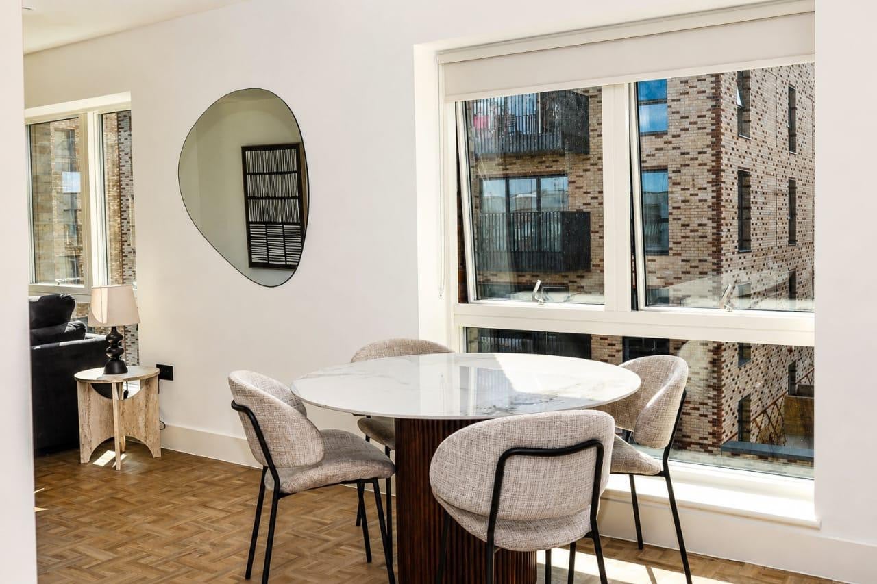 Flat Strathblaine Road in Greater London