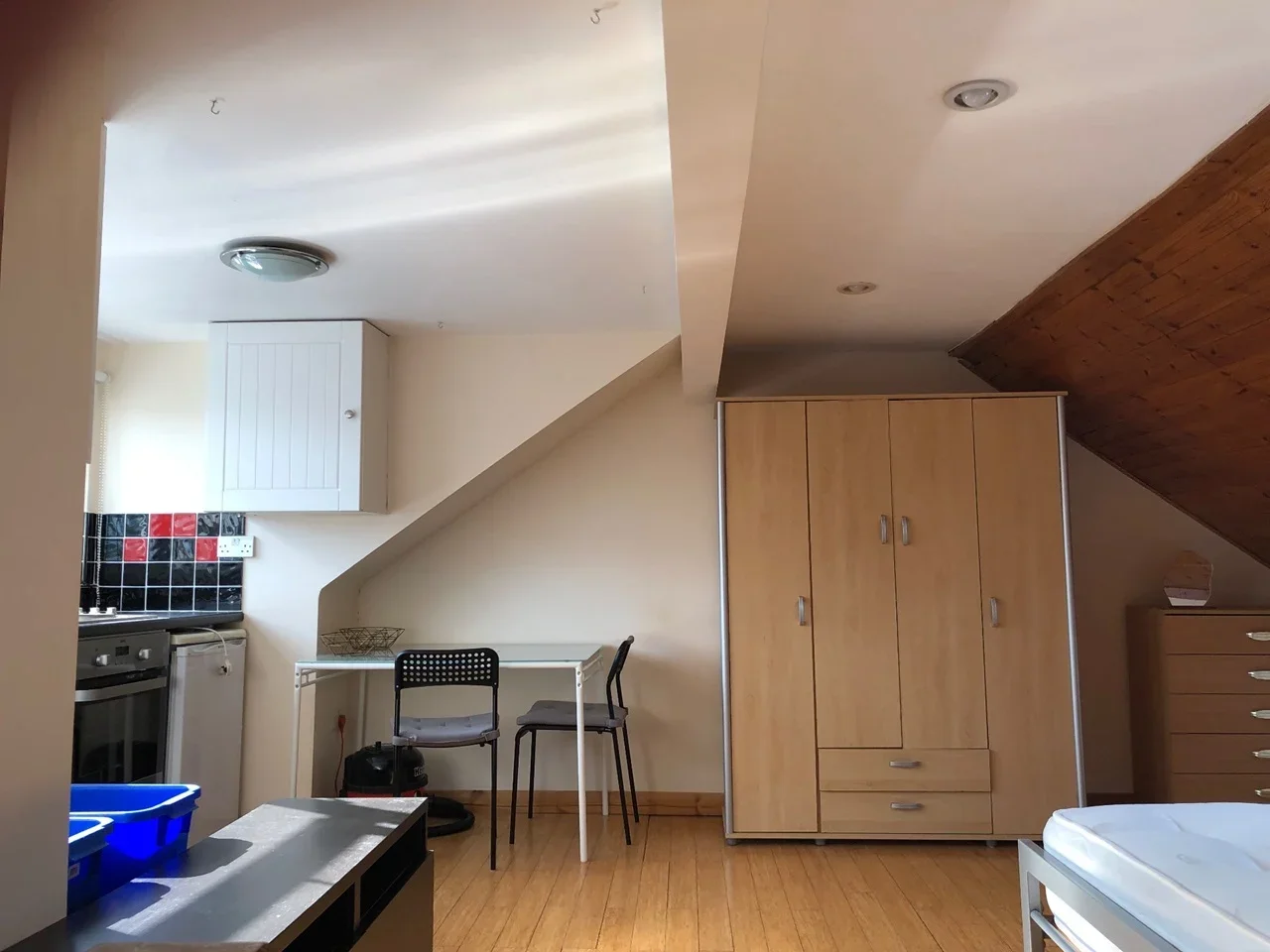 Flat Hamilton Road in Greater London