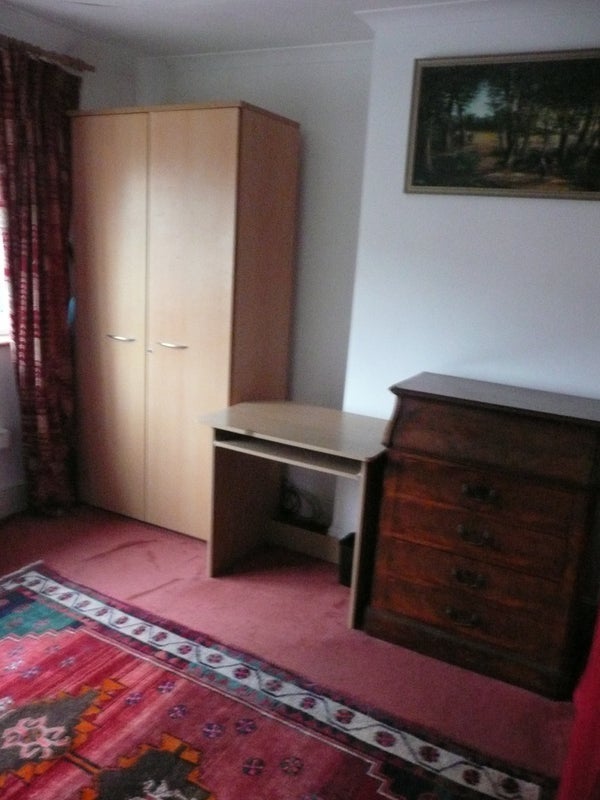 Room St Peter's Road in Greater London