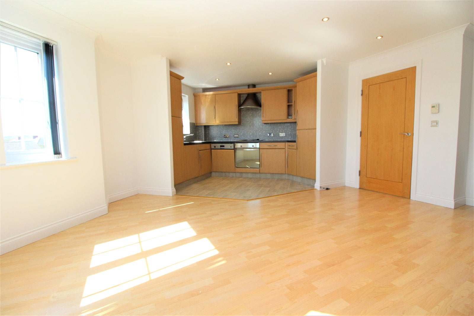 Flat Walmersley Road in Bury