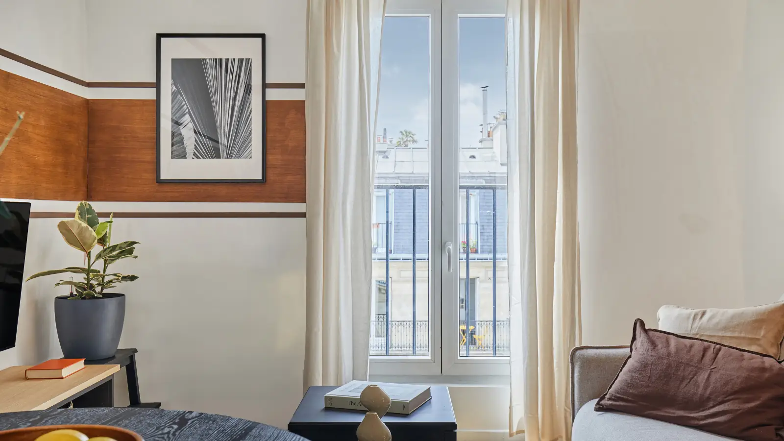 Flat Rue de Mirbel in Paris