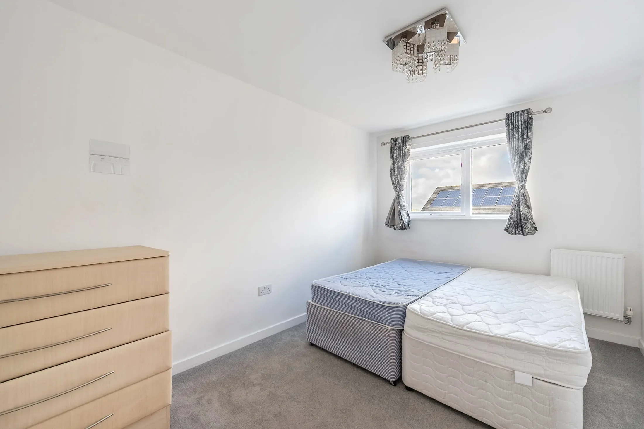 House Rowell Drive in Greater London