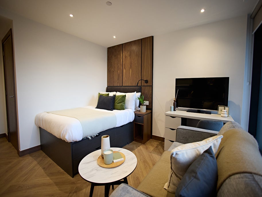 Flat Merrion Street in Leeds