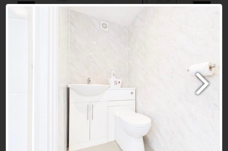 Room Midville Walk in Middlesbrough