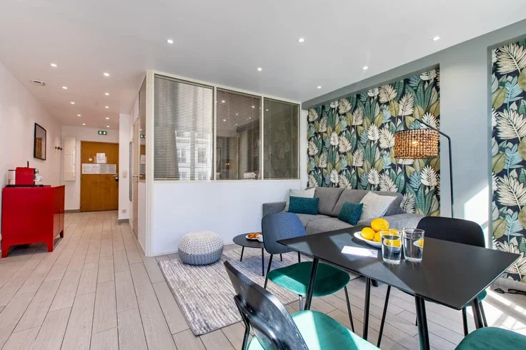 Flat Rue Saint-Denis in Paris