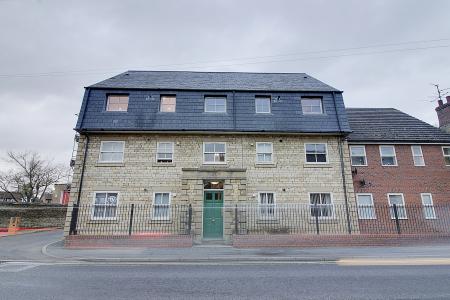Flat High Street in South Kesteven