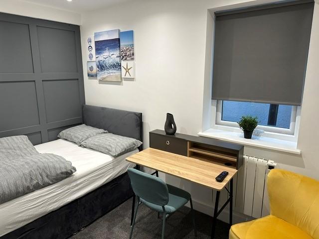Room Charnwood Street in Derby