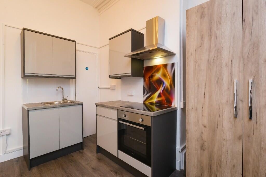 Flat Leazes Terrace in Newcastle upon Tyne
