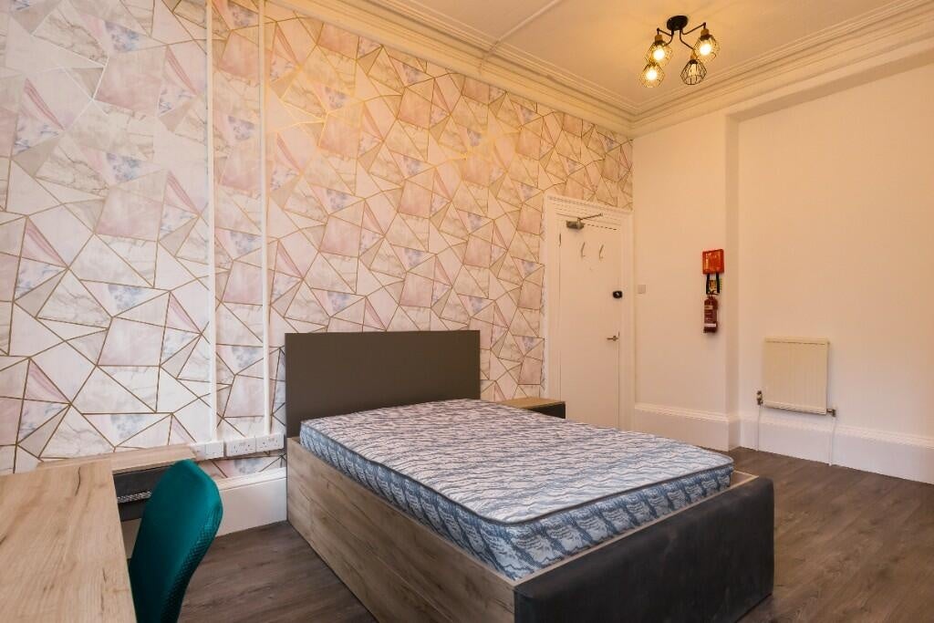 Room Leazes Terrace in Newcastle upon Tyne