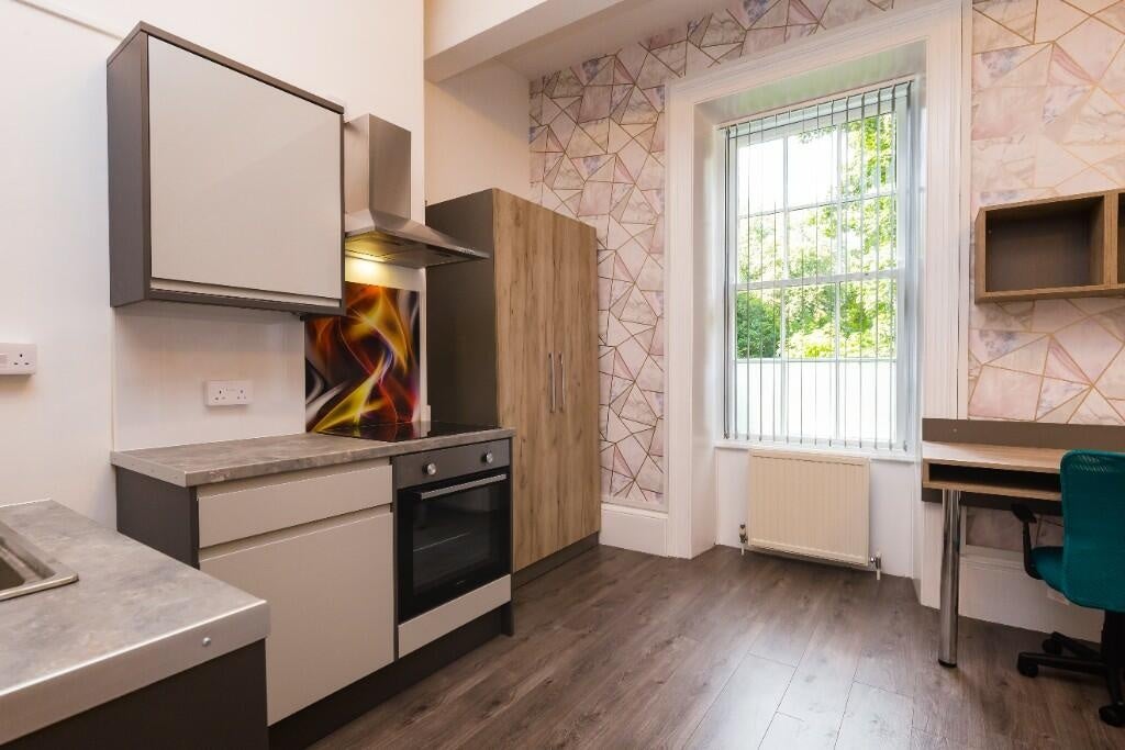 Flat Leazes Terrace in Newcastle upon Tyne