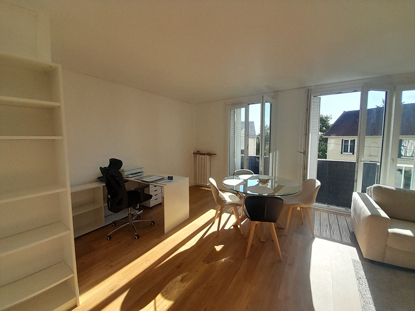 Flat Rue de la Cosarde in L'Haÿ-les-Roses