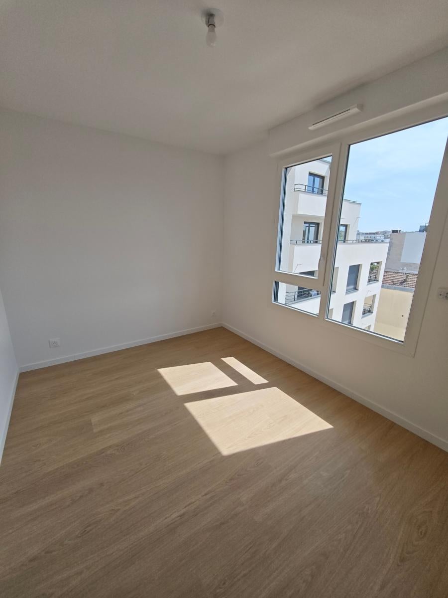 Flat Avenue de Stalingrad in Asnières-sur-Seine