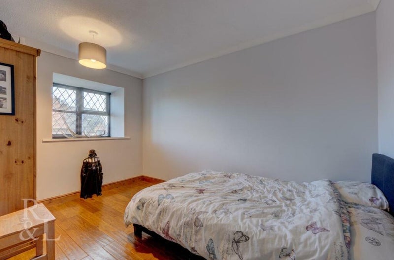 Room Scotts Close in North West Leicestershire