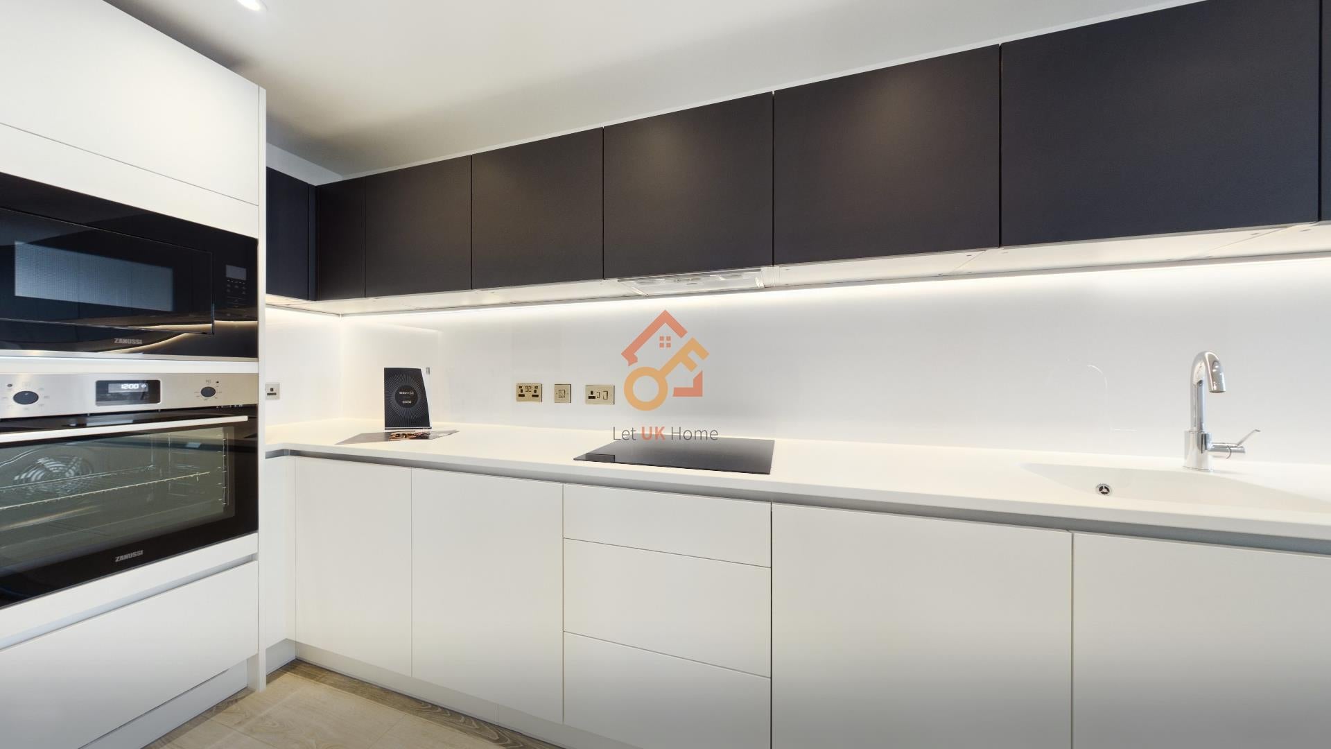 Flat Silvercroft Street in Manchester