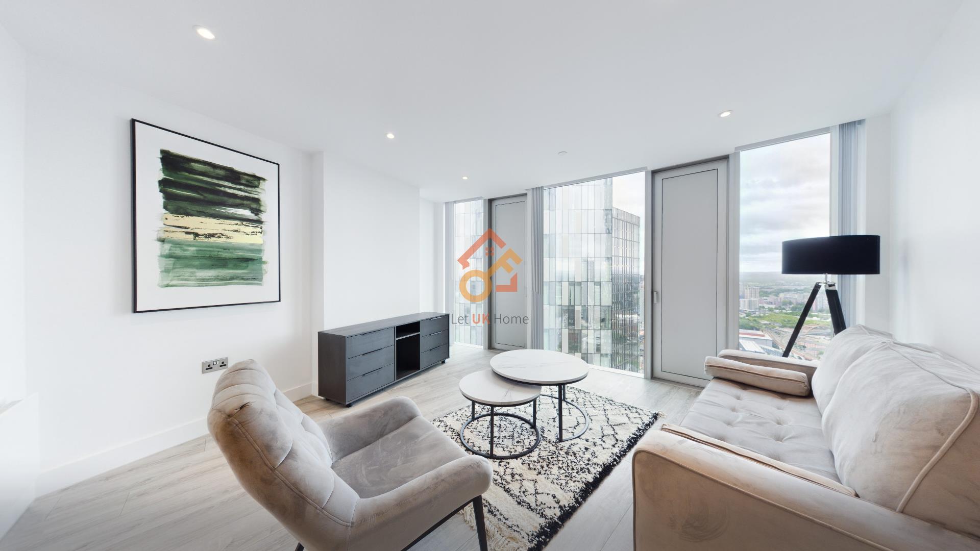 Flat Silvercroft Street in Manchester
