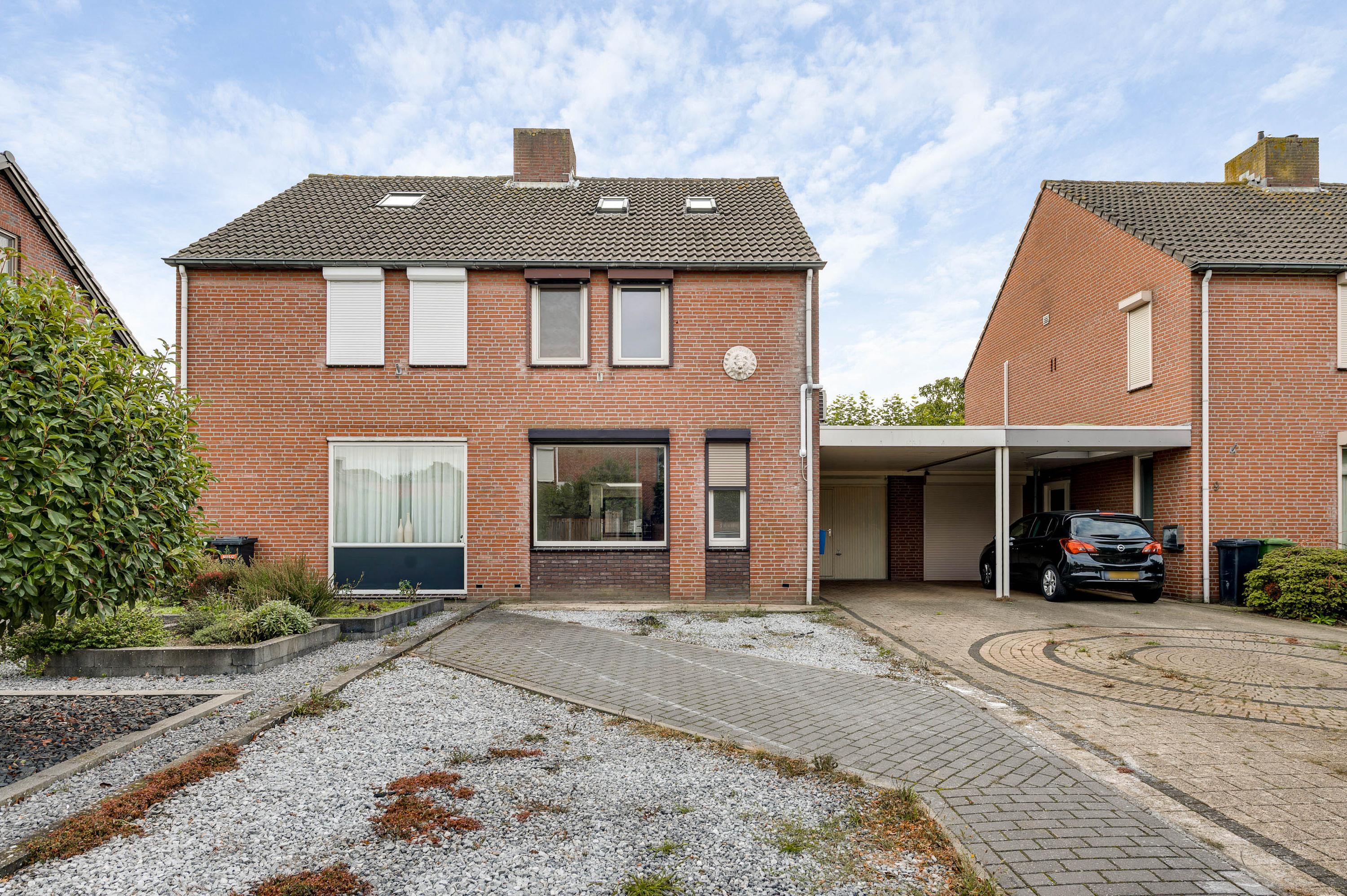 Huis Graafschap Hornestraat 7 a in Kelpen-Oler