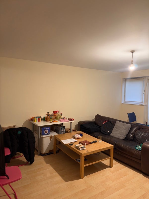 Room Wallace Street in Glasgow