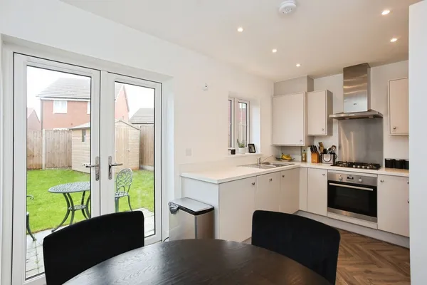 Flat Reeves Avenue in Tunbridge Wells