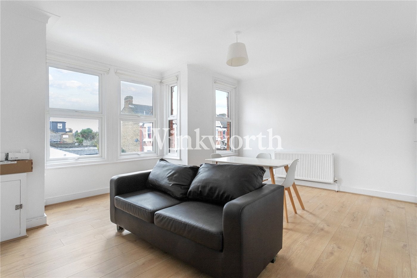 Flat Radley Road in Greater London