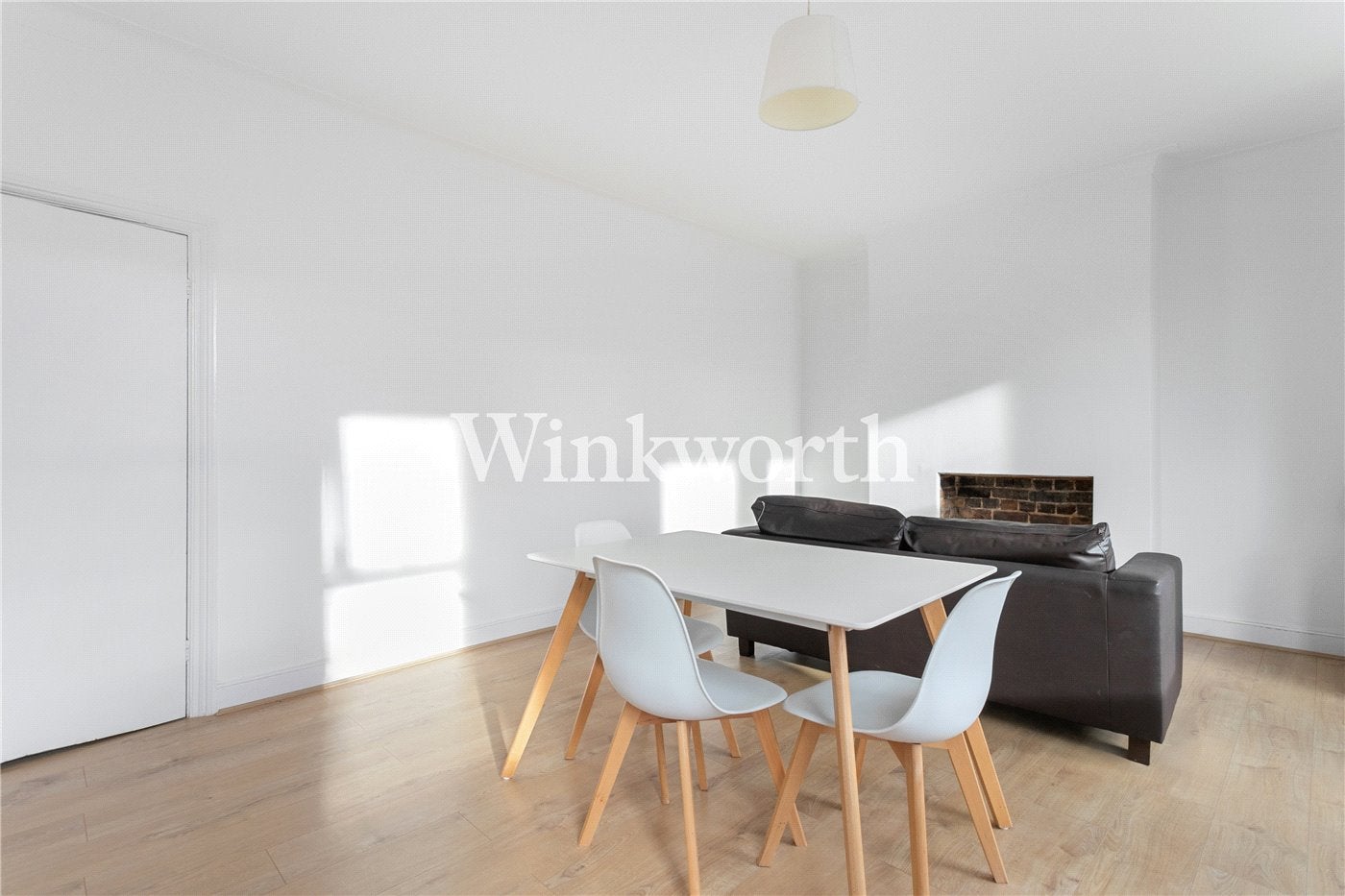 Flat Radley Road in Greater London