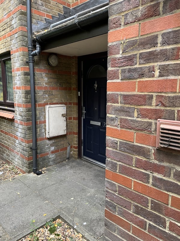 Room Gaywood Street in Greater London