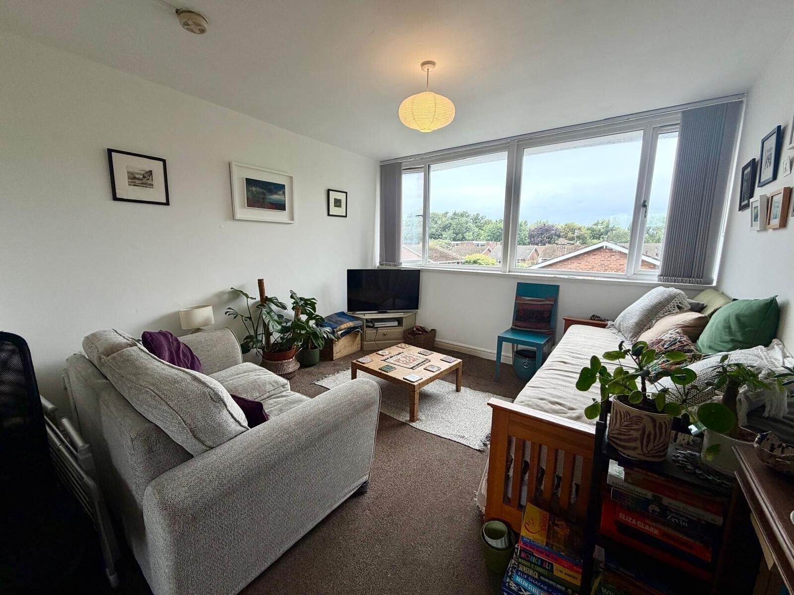 Flat Peveril Crescent in Manchester