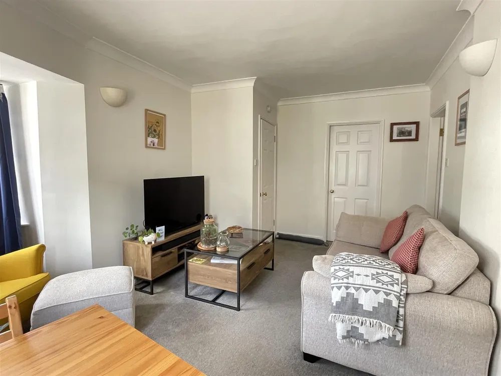 Flat St Peter's Hill in South Kesteven