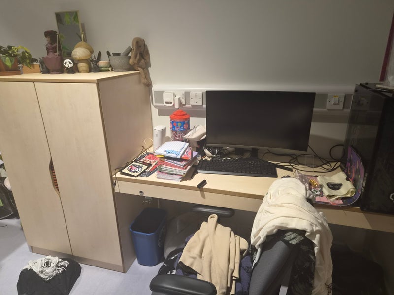Room Coldharbour Lane in Bristol