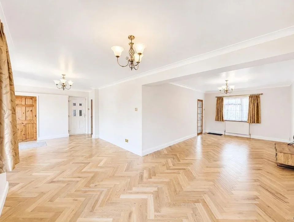 House Prestwick Close in Greater London