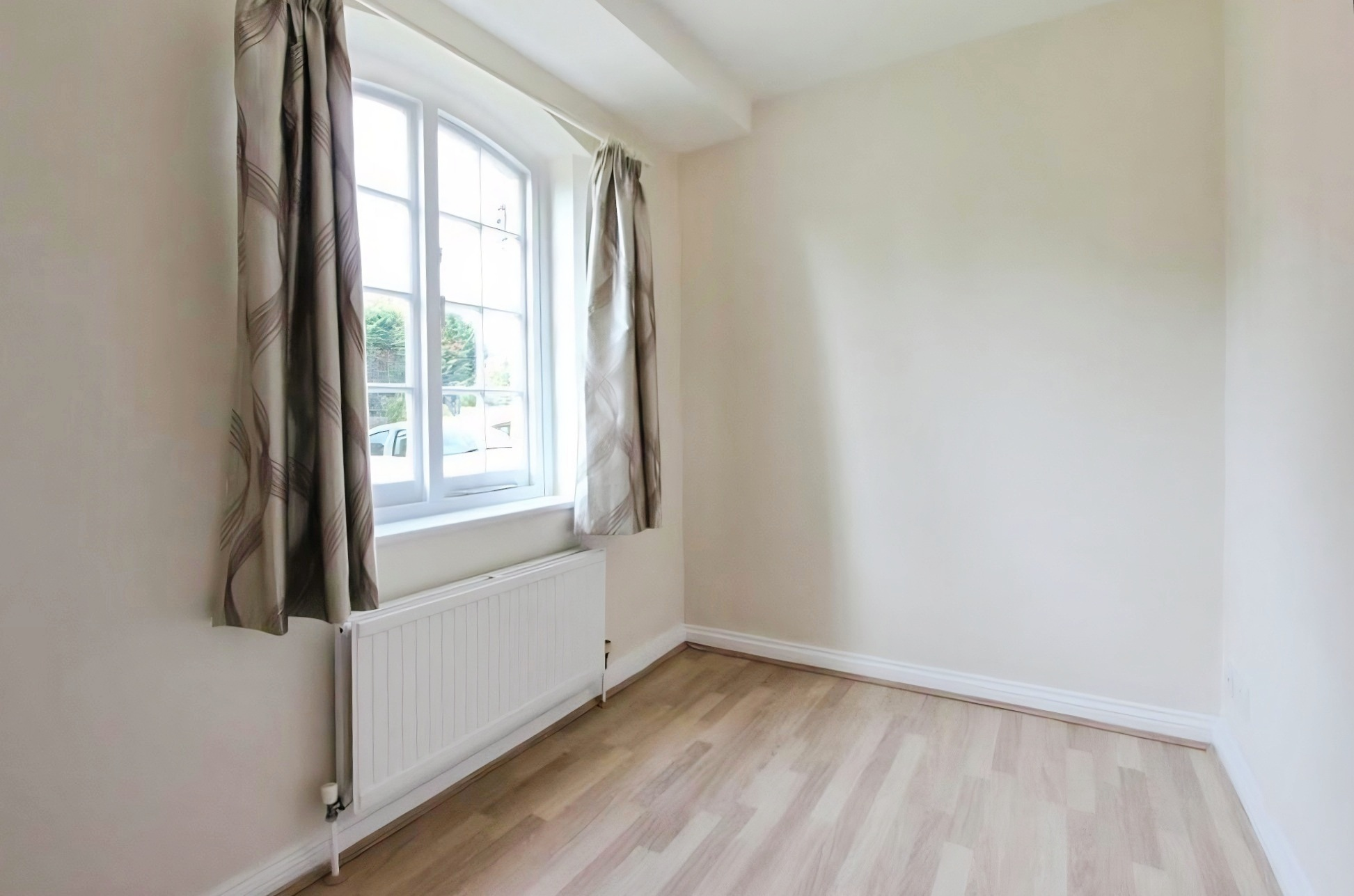 Flat Newmarket Road in Uttlesford