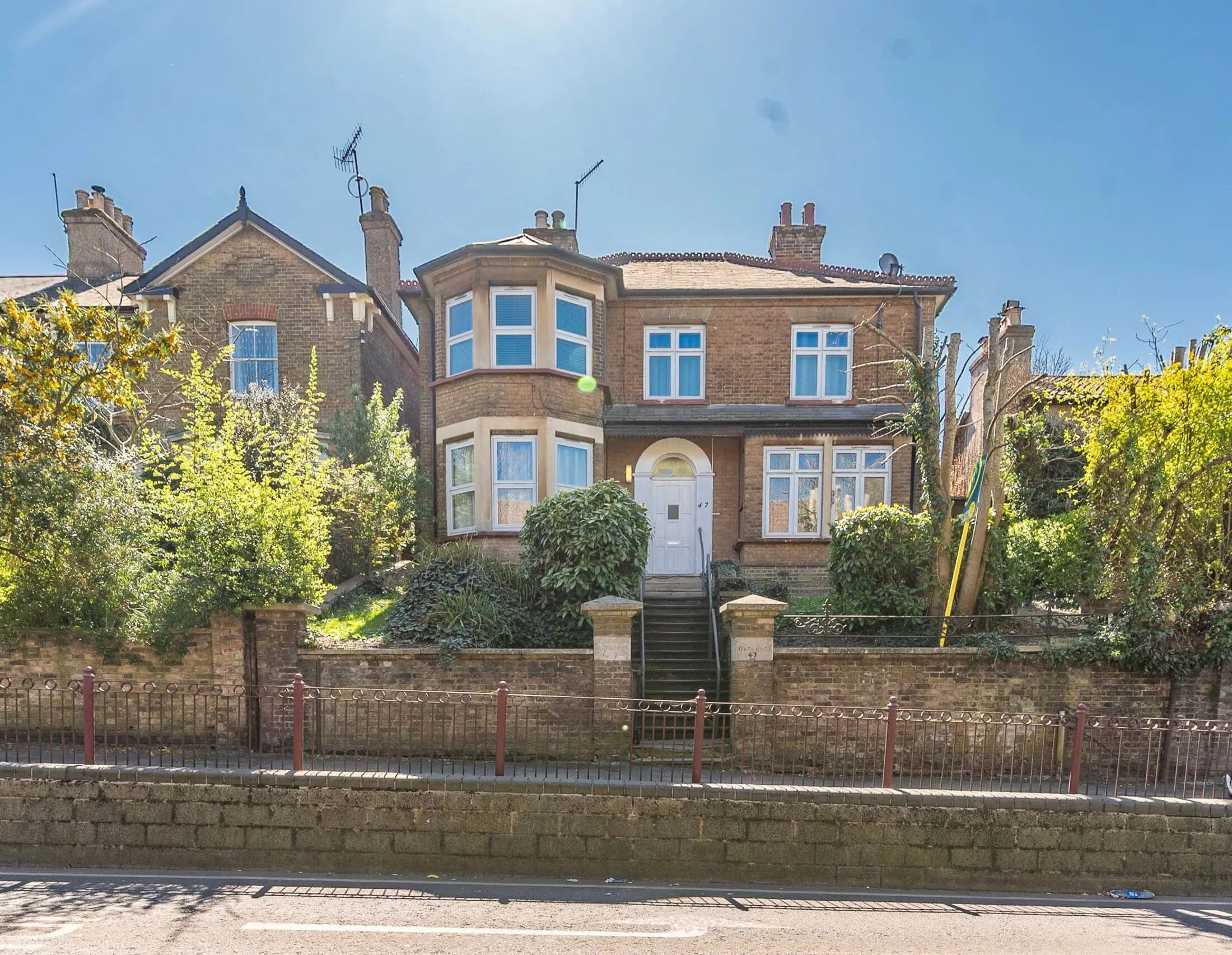 Flat Chalk Hill in Watford