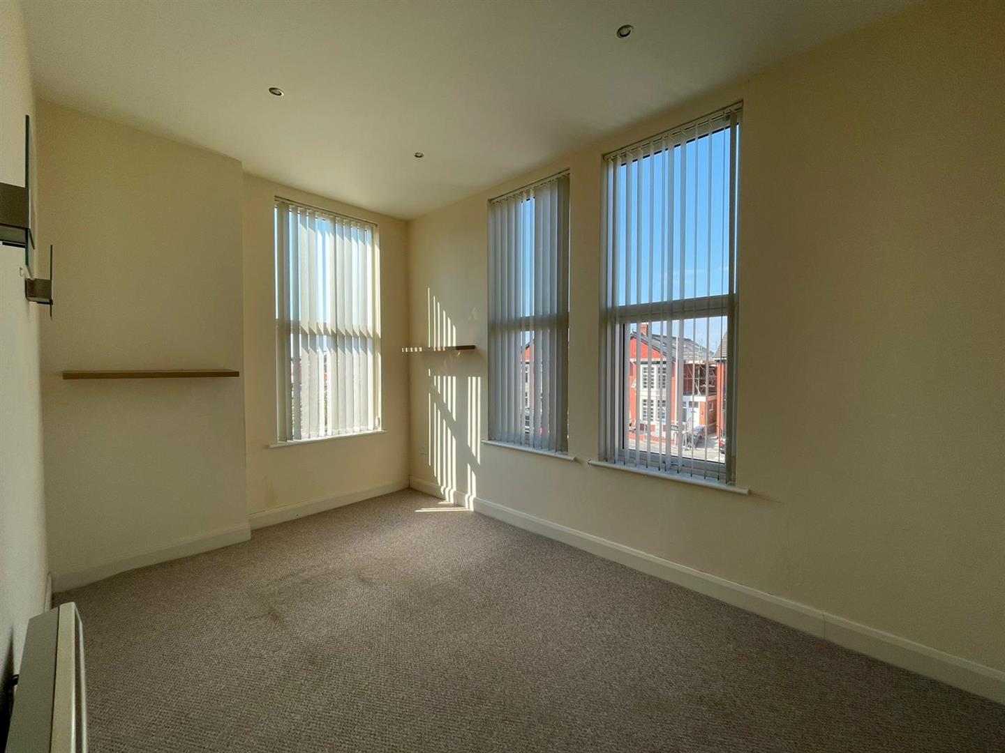 Flat Gloucester Avenue in Blackpool