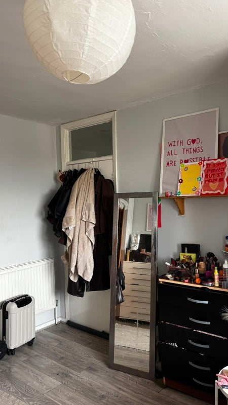 Room Solebay Street in Greater London