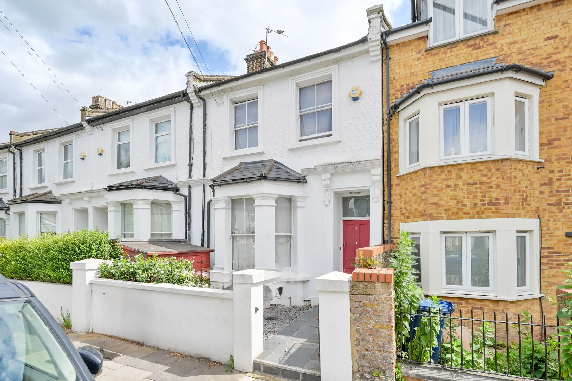 House Churchfield Road in Greater London