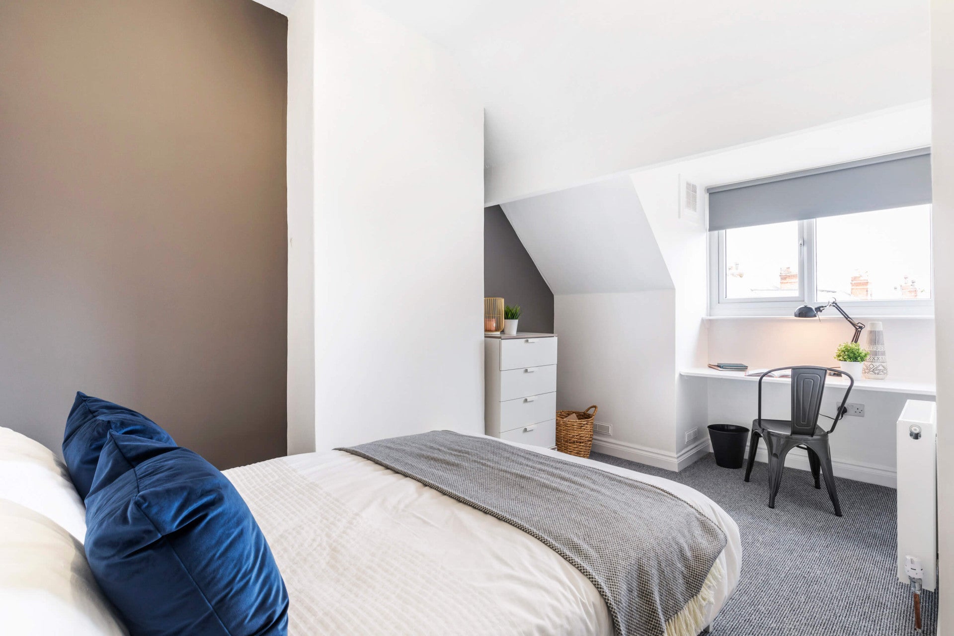 Room Beechwood View in Leeds