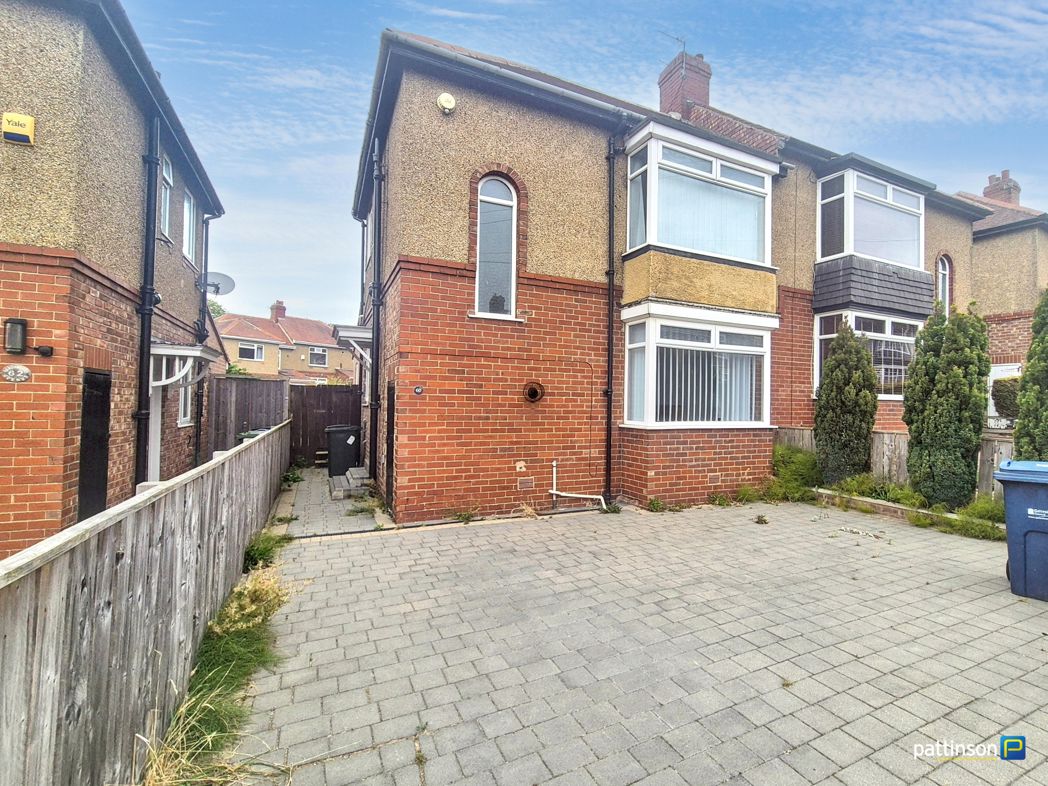 House Calderwood Crescent in Birtley
