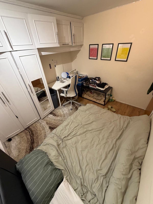 Room Agar Grove in Greater London