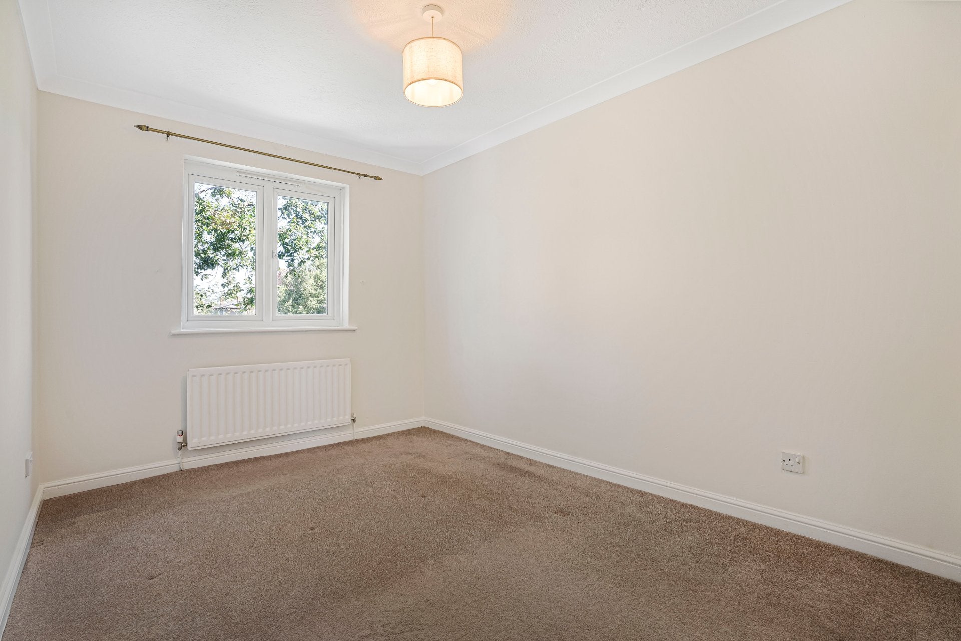 Flat Adams Close in Greater London