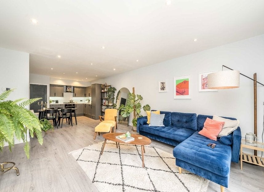 Flat East Dulwich Road in Greater London