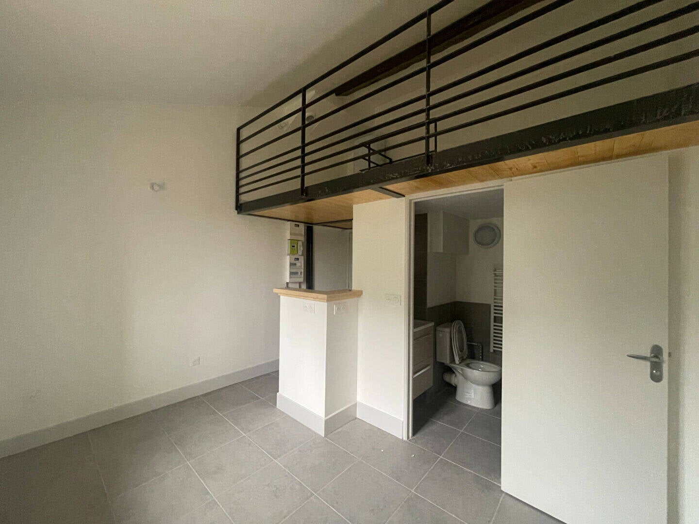 Flat Grande Rue de Saint-Clair in Caluire-et-Cuire