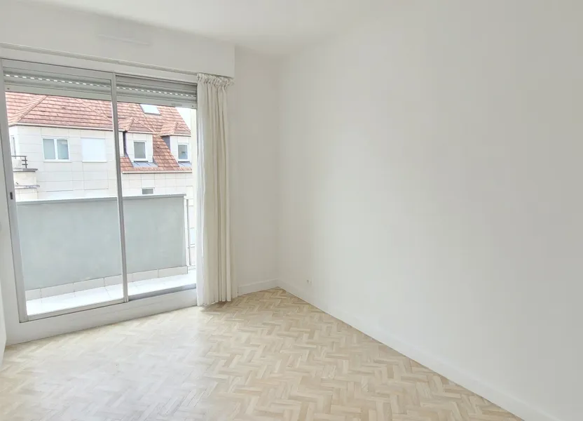 Appartement Rue Lazare Carnot à Issy-les-Moulineaux