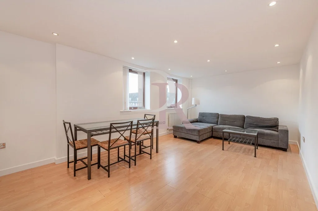 Flat Frampton Street in City of Westminster