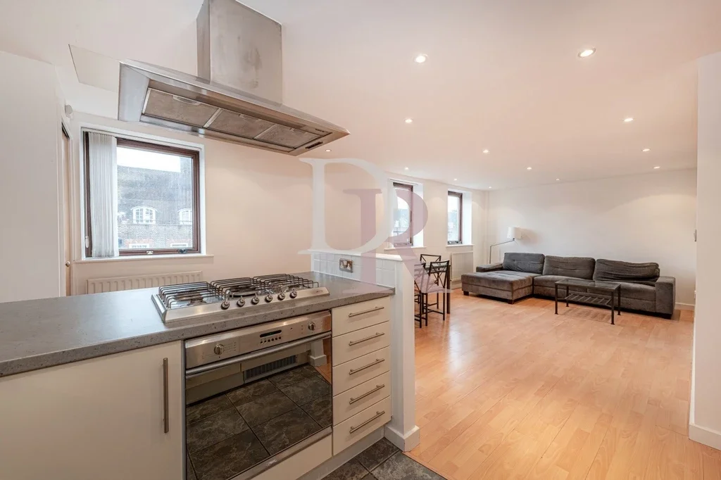 Flat Frampton Street in City of Westminster