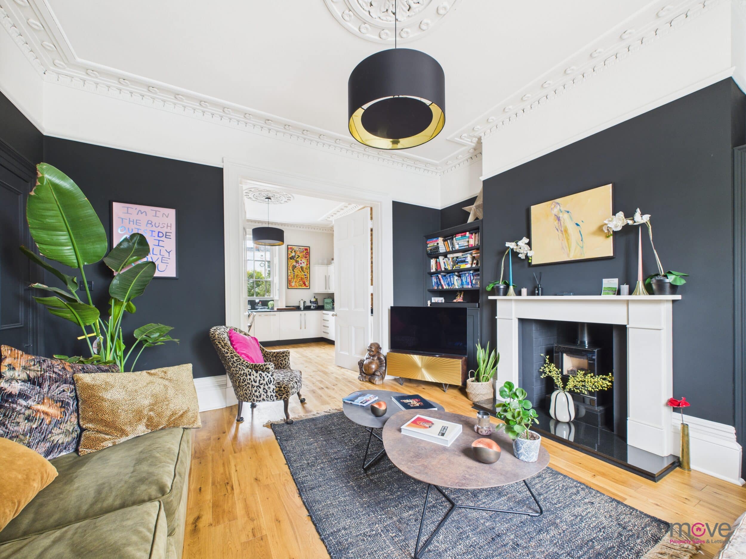 Flat Clarence Square in Cheltenham