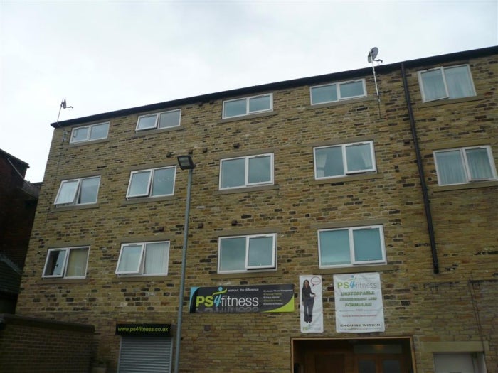 Flat Bethel Street in Calderdale