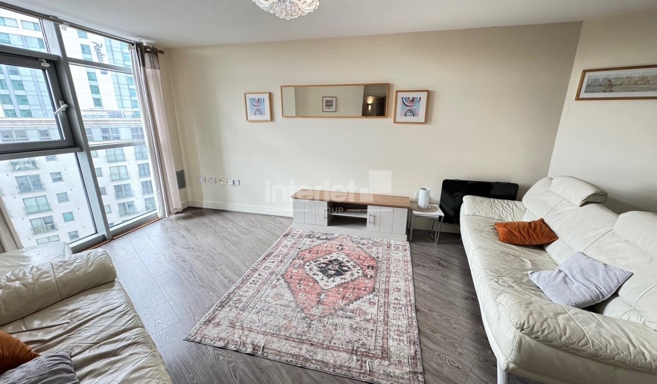 Flat Bute Terrace in Cardiff