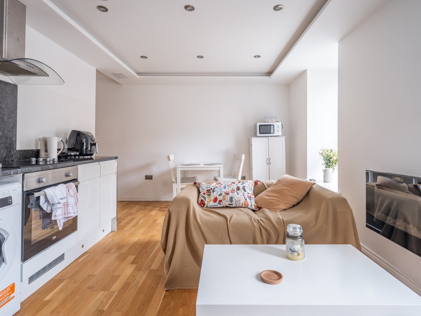 Flat Falconar's Court in Newcastle upon Tyne