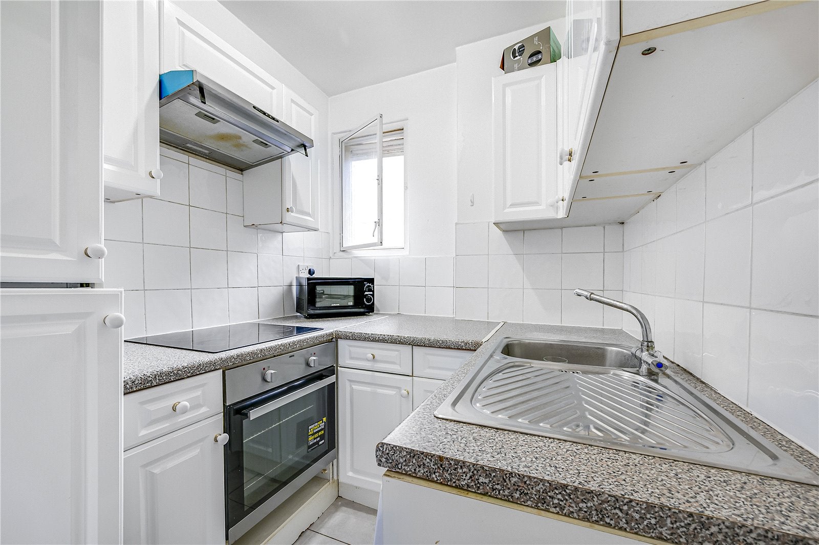 Flat Hyde Park Square in City of Westminster