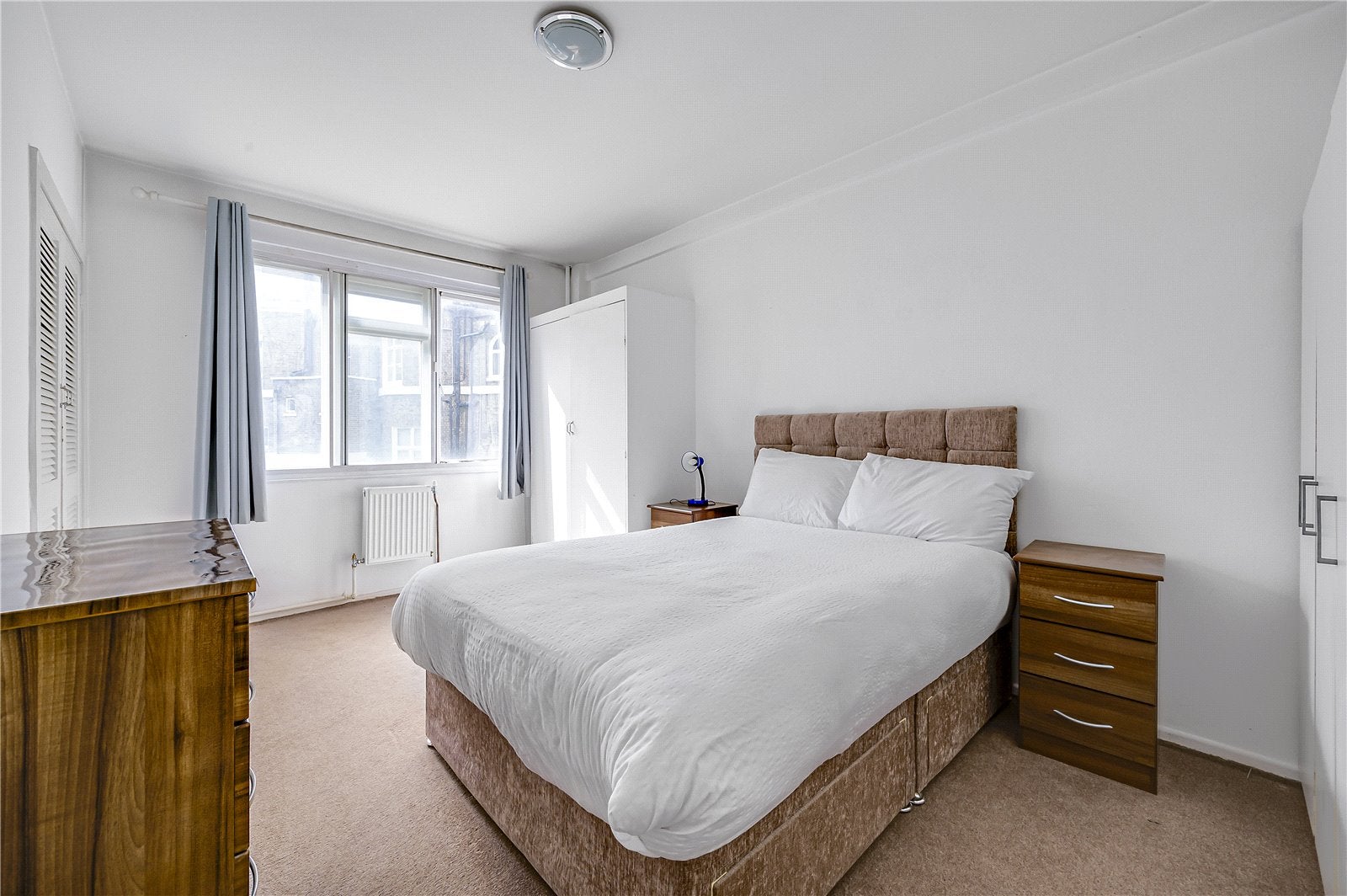 Flat Hyde Park Square in City of Westminster